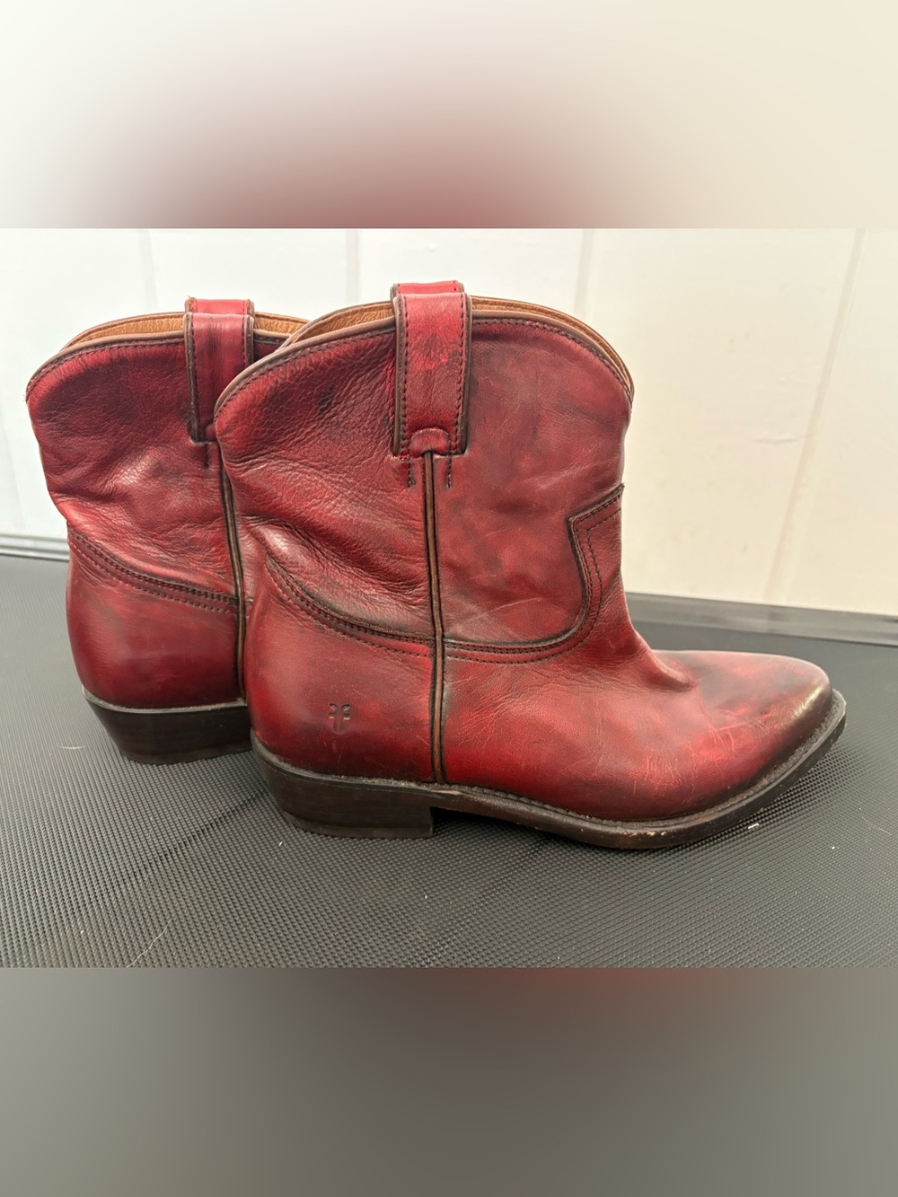 Frye Distressed burgundy Leather Short Western Ankle Boots